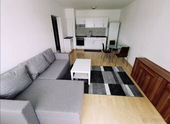 Bez provízie: klimatizovaný 2i byt na skvelom mieste