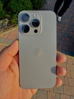 PREDÁM IPHONE 15pro 128GB TITÁN