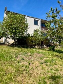 Dom vo vynikajúcej lokalite Čermáň, 8 izieb, pozemok 1490 m2