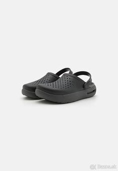 Panske CROCSY