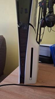 PlayStation 5 s diskovou mechanikou + hry