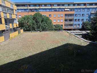 Prenájom pekný veľký 2 iz byt v NOVOSTAVBE, balkon, pivnica
