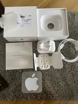 Apple AirPods Pro 2 s MagSafe puzdrom (USB C)