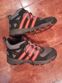 Adidas členkové botasky