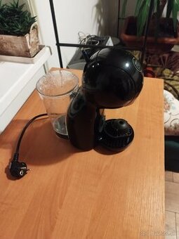 Kávovar kapsulovy dolce Gusto
