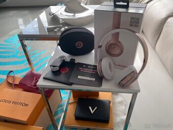 Luxusné Sluchadlá Beats Solo 3 Wireless Rose Gold Top stav - 1