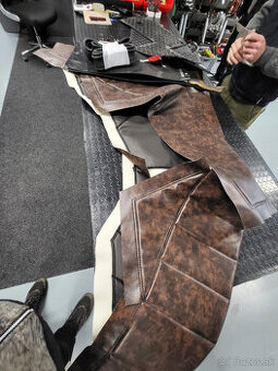 v ponuke čalúnenie zetor