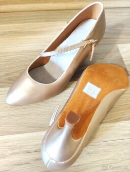 SUPER CENA:TANEČNÉ TOPÁNKY ŠTANDART č.37