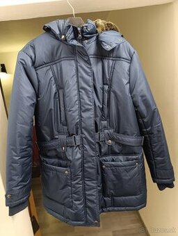 Zimná tmavomodrá bunda
