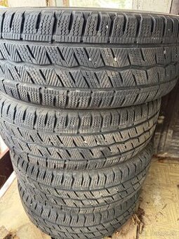 Predám kolesá 215/65R16C pre VW T6 zimné