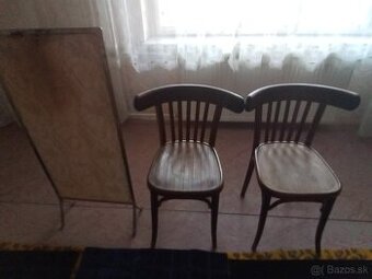 Retro stoličky a paravan