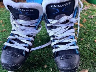 Predám detské korčule Bauer