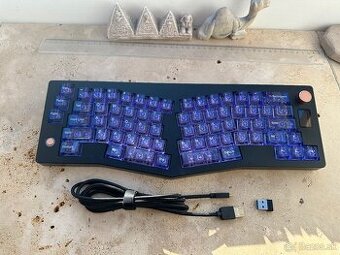 Epomaker Cidoo ABM066 + Leobog Graywood V3 Switche