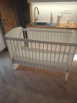 2 destske postielky s matracom