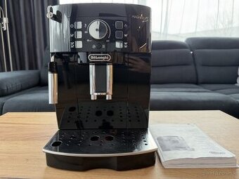 Automatický kávovar De'Longhi Magnifica S ECAM 21.117.B