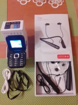 Predam novy mobyl na 2 karty a blutu sluchadla.