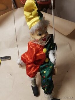 predam babkovu  postavu . stare alkoholove flase