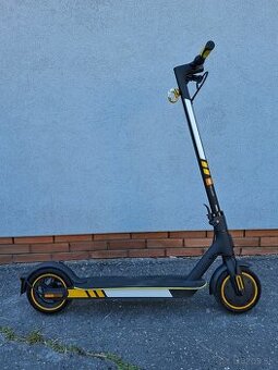 Elektrická kolobežka Xiaomi Mi Scooter Pro 2