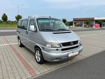 Volkswagen Caravelle 2.5 TDi 9 míst digi klima TZ