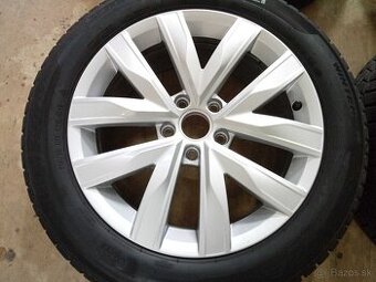 Alu disky VW R17 so zimnými pneu Pirelli 215/55 R17