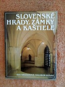 Predam knihu Slovenske hrady , zamky a kastiele
