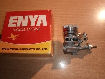 Modelársky motor