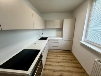 REZERVOVANÉ 2-izbový byt 55 m2 zrekonštruovaný Trenčín-Juh