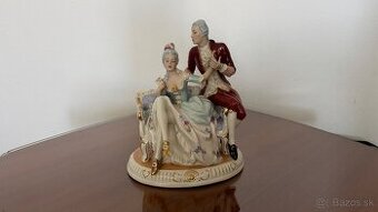 Porcelánová soška Royal Dux Bohemia – romantický pár