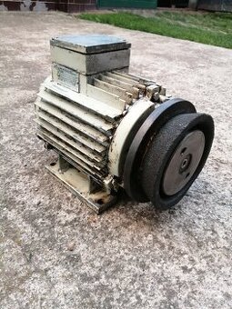 Elektromotor MEZ Mohelnice 2,2kw 2865 ot /min 400V