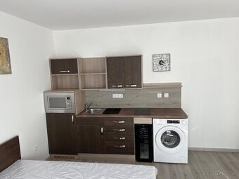 Prenájom zariadenej garzónky – vhodná pre 1 osobu alebo mami