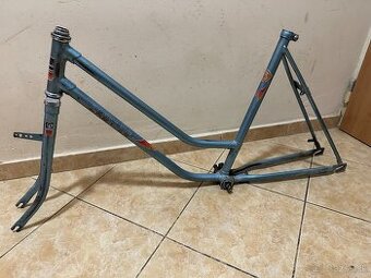 Lady 26 kostra