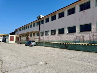 Dvojpodlažný sklad + kotolňa + pozemky Prievidza