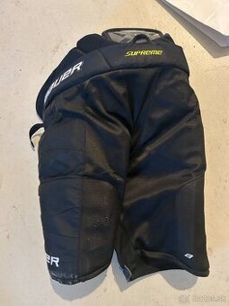 Gate Bauer Supreme Mach cierne