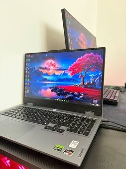 Herný Notebook Lenovo LOQ + set