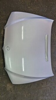 Predám prednu kapotu na bmw E65 predfacelift