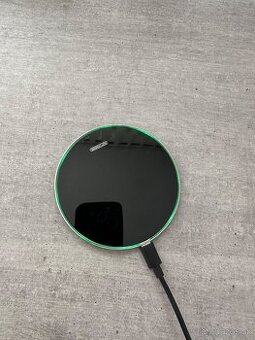 Wireless Charger (bezdrôtová nabíjačka na telefón)