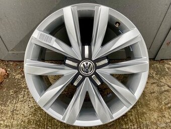 R18 ®️ Originál VW Springfield 5x120 8J ET50