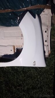 Dacia Sandero 2 predný ľavý blatník