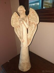 Veľký keramický anjel