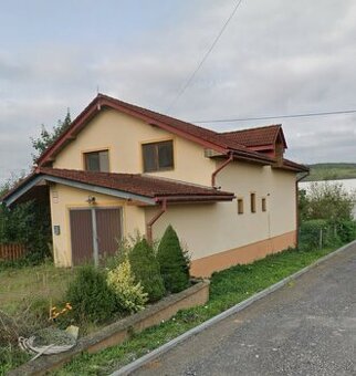 2 podlažny rodinný dom Sitnik Stropkov