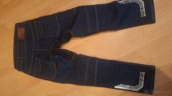 Nove dámske kevlarove rifle