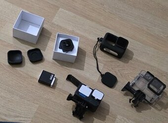 Gopro Hero 12 black + max lens 2.0 a dve batéria