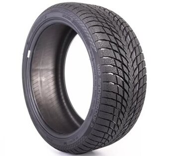 225/40 R18