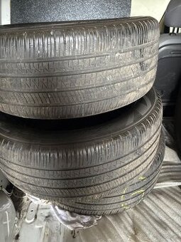 275/50R20 - 1