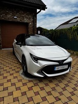 Toyota Corolla Combi TS 2.0 Hybrid Selection