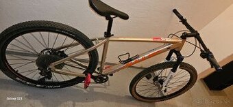 Amulet 29"