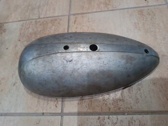 Jawa 250 perák pravý kryt motora