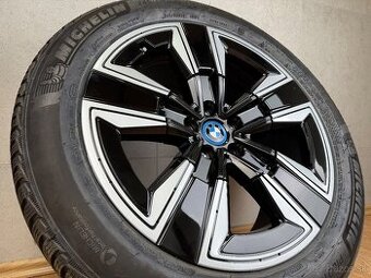 Originál zimní kolesa R19 BMW iX3 G08