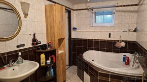 Rodinný dom, 2 kúpeľne, kúrenie, čiastočná rekonštrukcia - 1