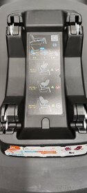 Maxi Cosi autosedačka/vajíčko + Isofix